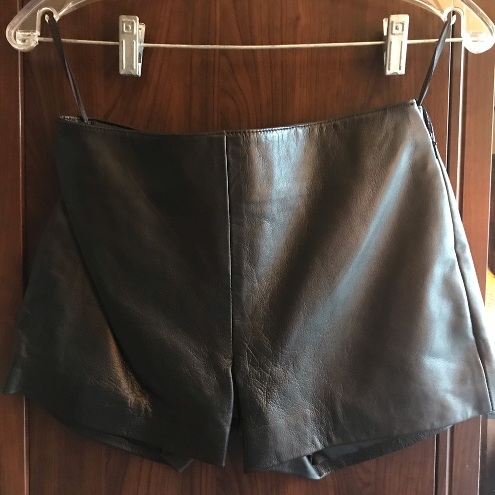 🔥🔥🔥Black leather moto punk shorts🔥🔥🔥